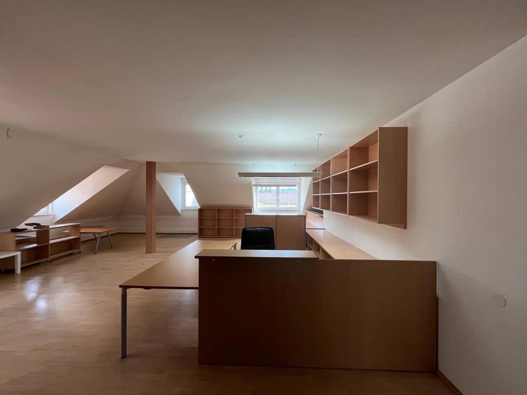 Büro 1 Ansicht 1