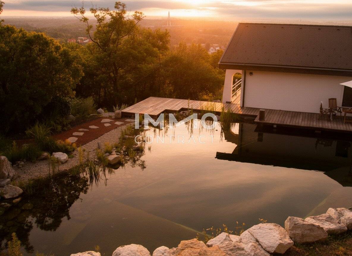Exklusive Architektenvilla in Besthanglage mit Schwimmteich und Gästehaus