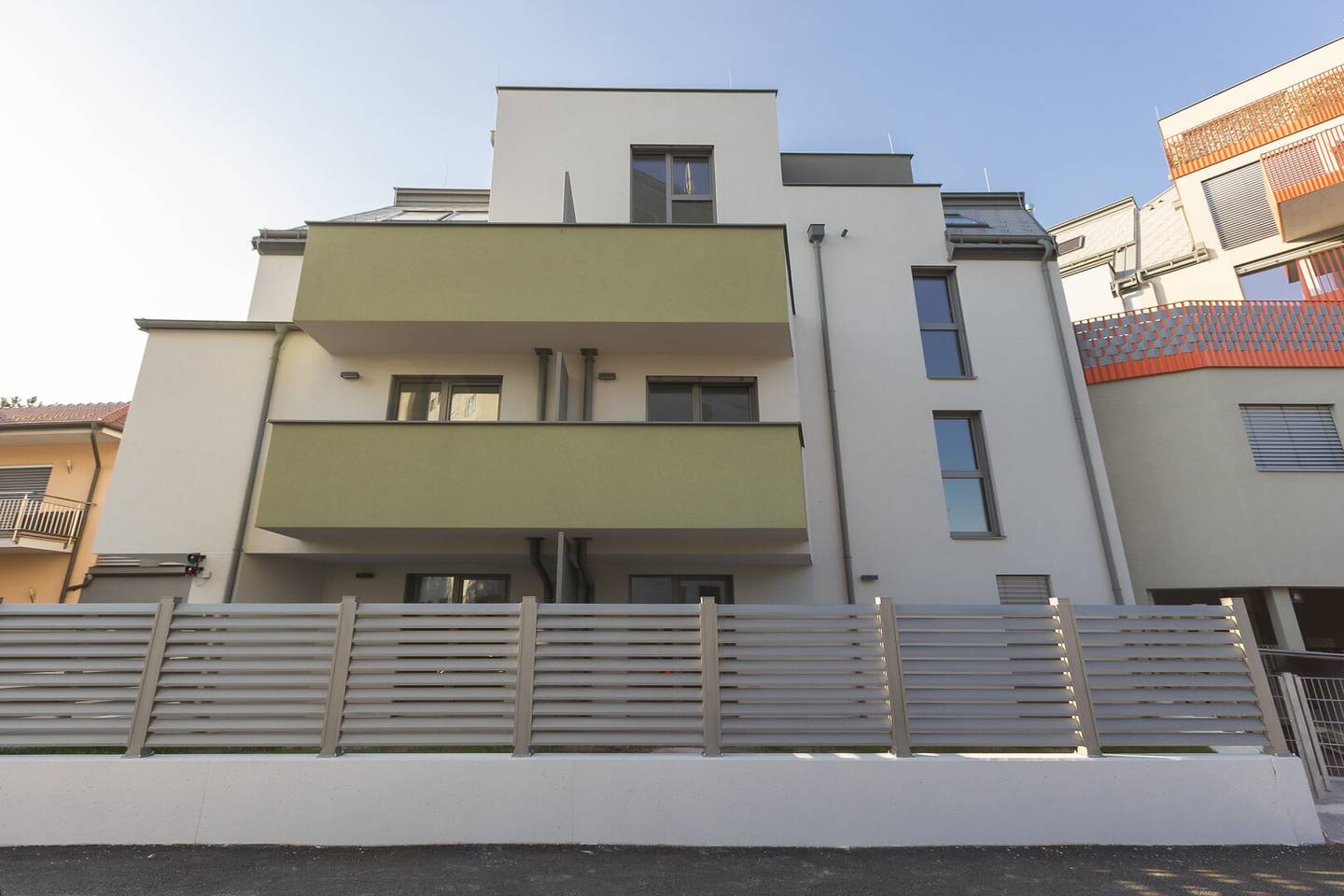 Wohnung Erstbezugswohnung mit eigenem Garten