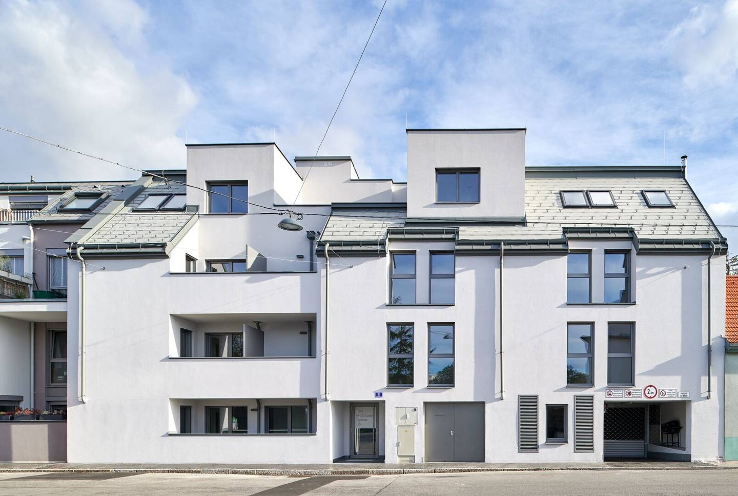 Newly built top floor apartment with terrace