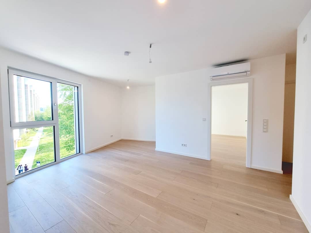 Top floor apartment new build terrace