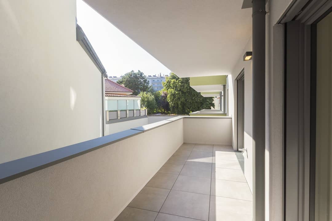 Wohnung Hofruhelage mit Balkon Erstbezug