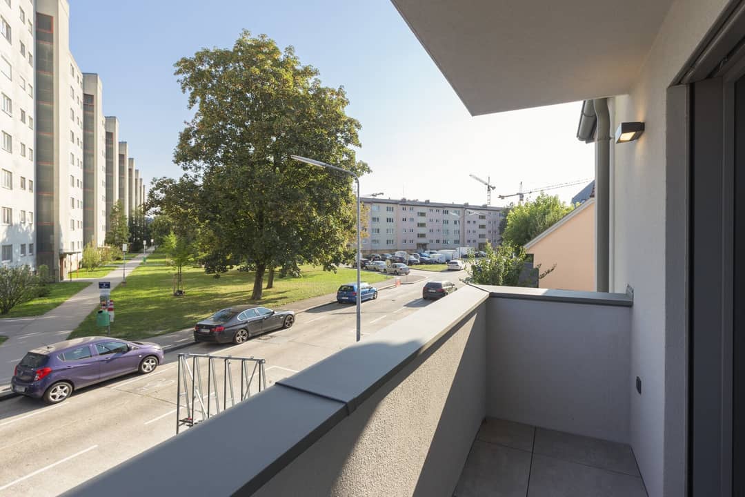 Wohnung Erstbezug mit offener Wohnküche Balkon