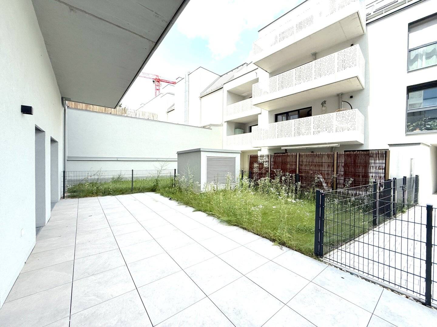 Büro/Praxis in Wien 1220 Donaufelder Straße mit Terrasse & Garten