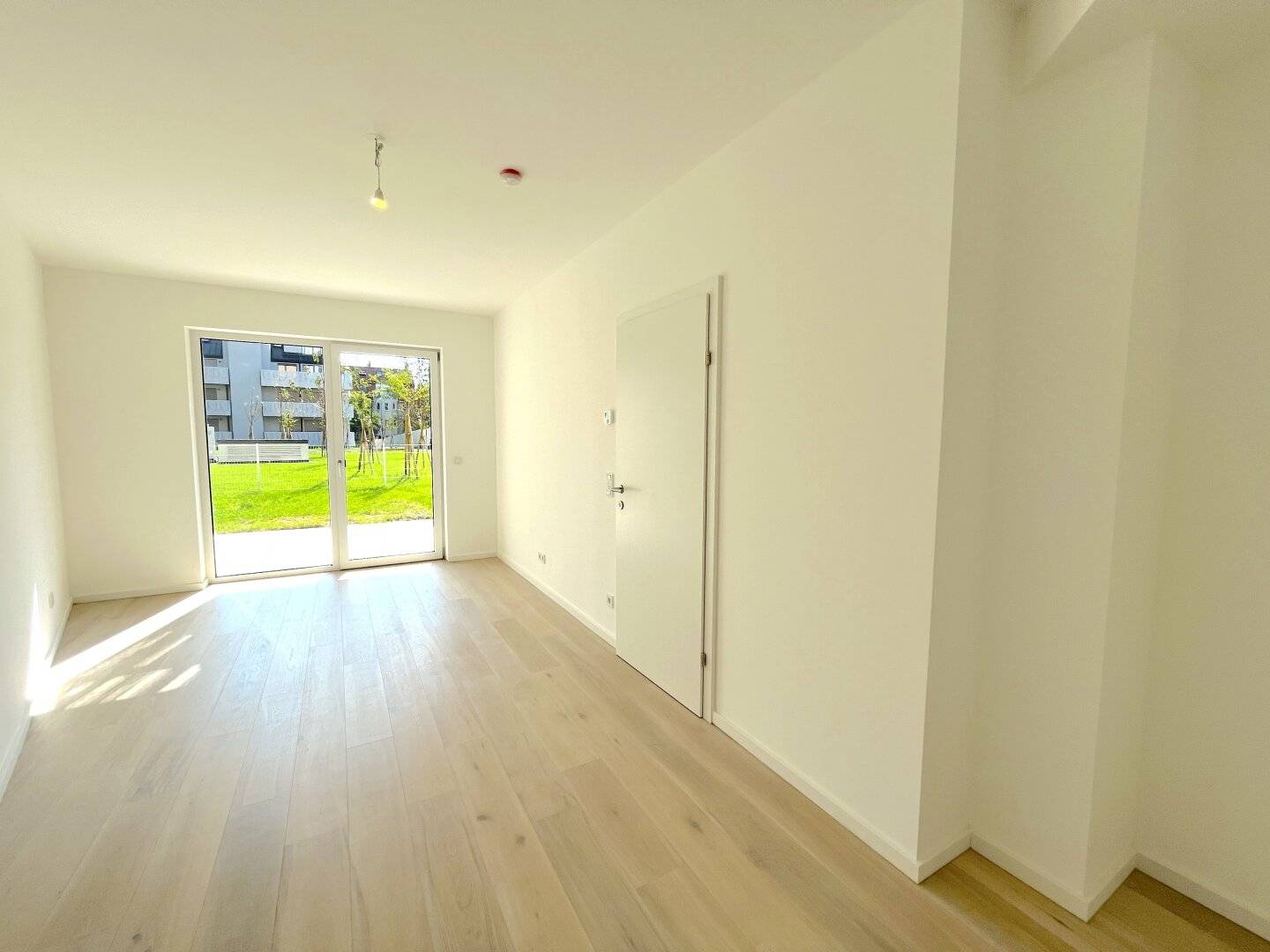 Garden view apartment first occupancy in a new build