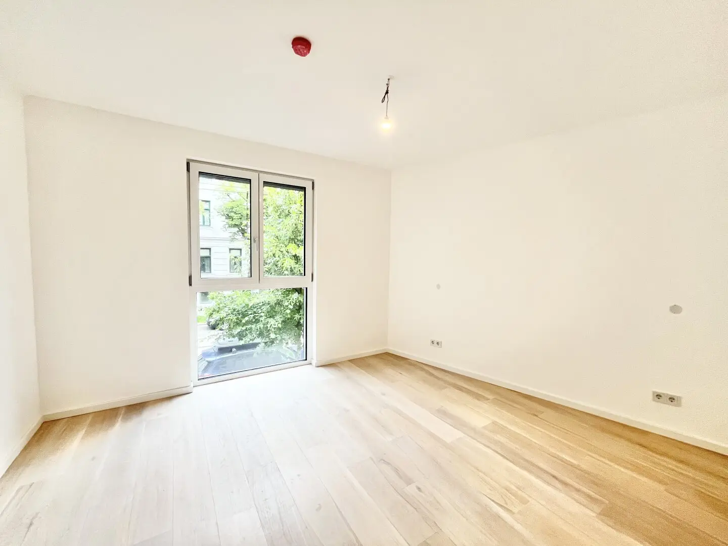 New build apartment in Penzing with green view