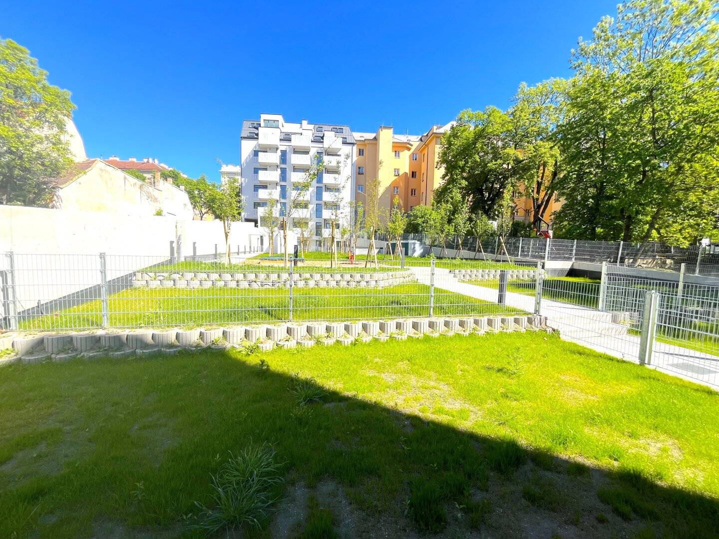 Neubauwohnung Erstbezug mit zwei Terrassen in Penzing