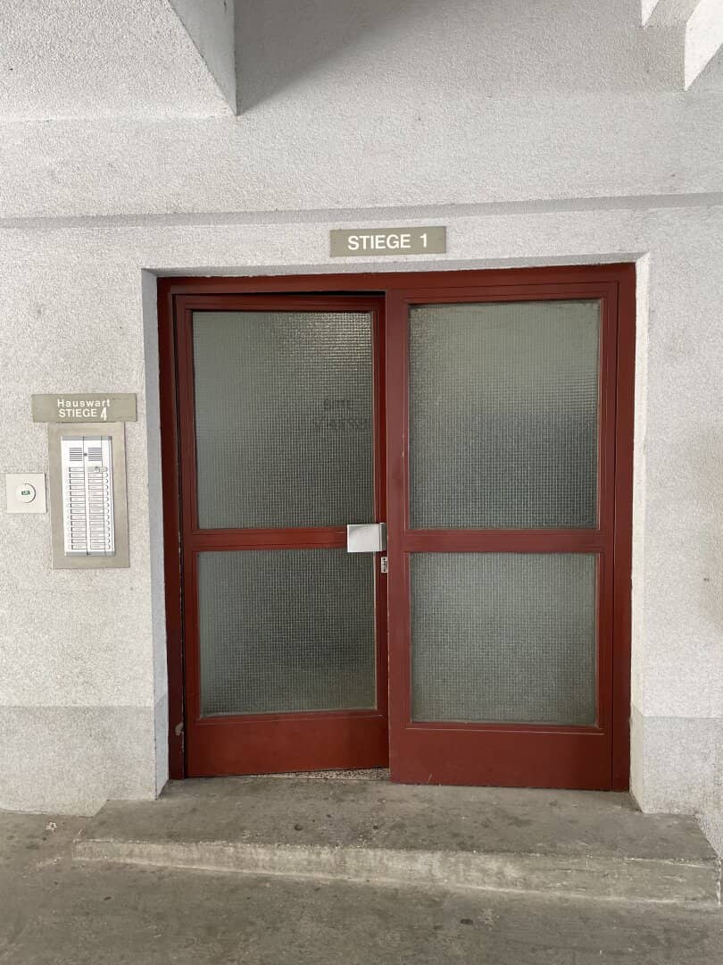 Lagerfläche im Kellergeschoss mit separatem Raum