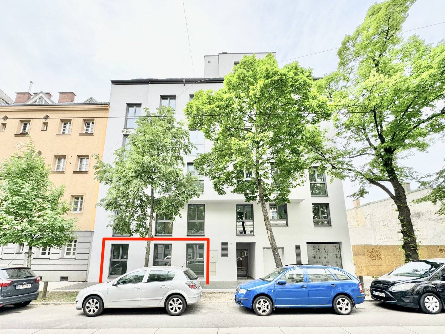 ERSTBEZUG - moderne BÜROFLÄCHE in guter Frequenzlage + Werbemöglichkeiten in 1140 Wien