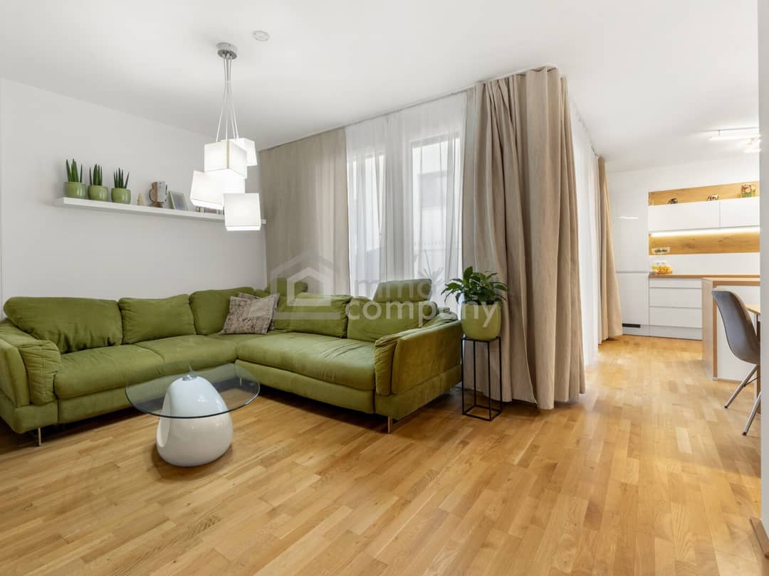 Reihenhaus mit Garten und Stellplatz nahe der U6