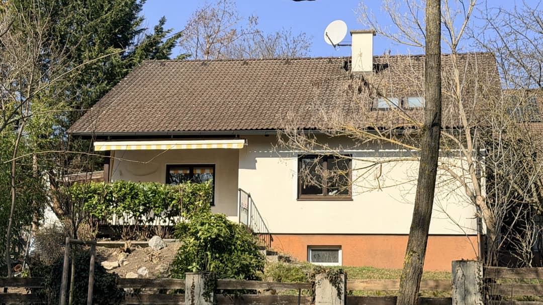 Haus in Hinterbrühl nahe Dreisteinstraße – unterkellert, 4,5 Zimmer