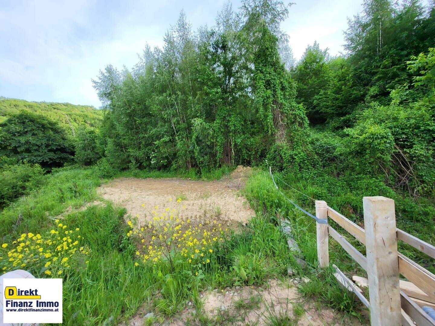 Baugrundstück in Grünlage mit Panoramablick
