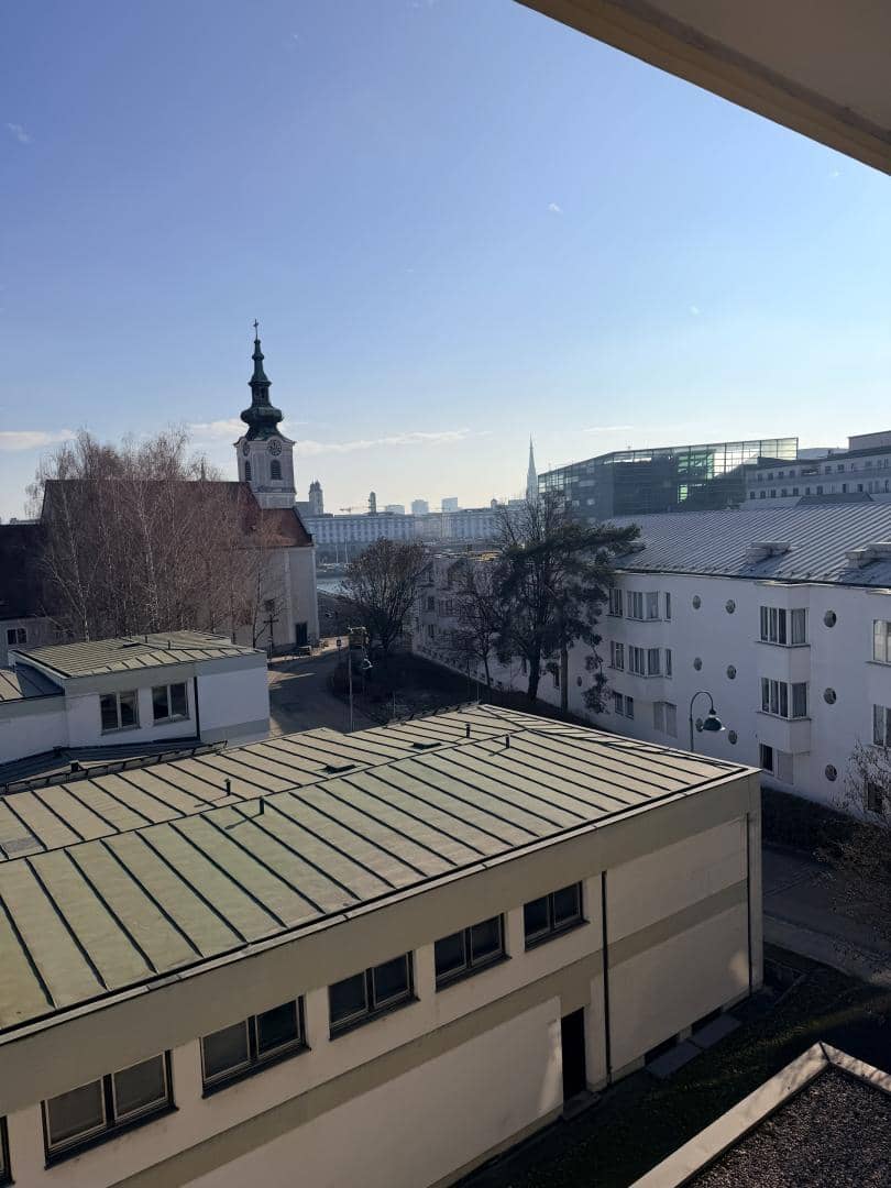 Apartment in Urfahr with lift and generous layout