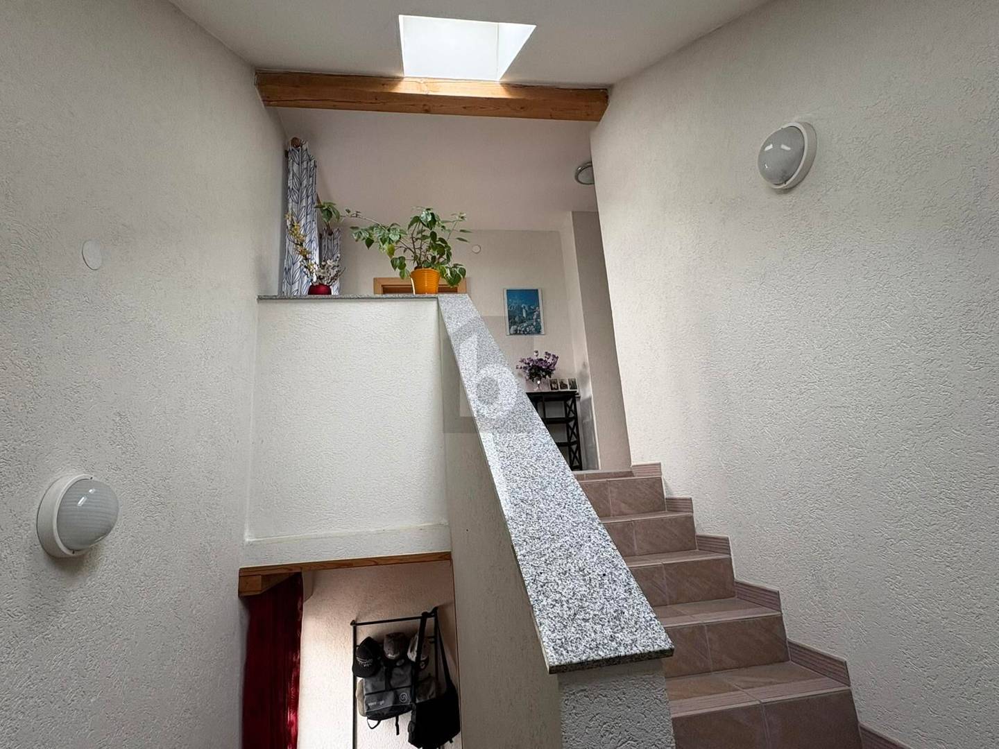 Familienwohnung mit großem Garten und ruhiger Lage