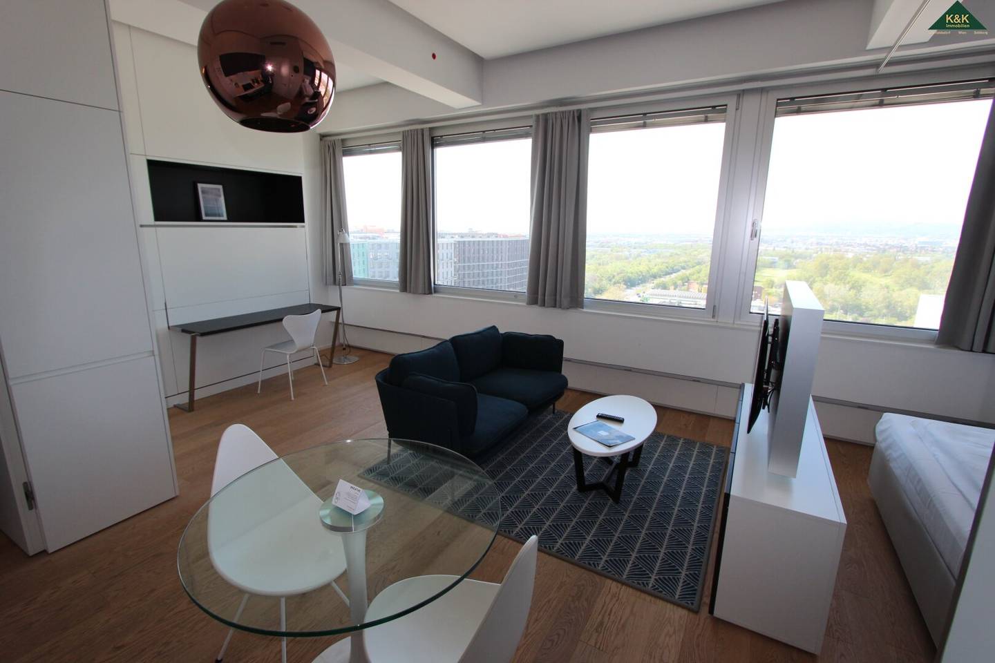 Wohnung Wienerberg mit Weitblick vollmöbliert