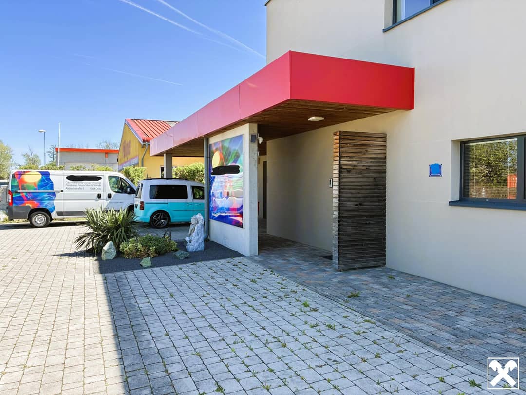 Modernes Bürogebäude mit Wohnnutzung nahe Eisenstadt in Oslip
