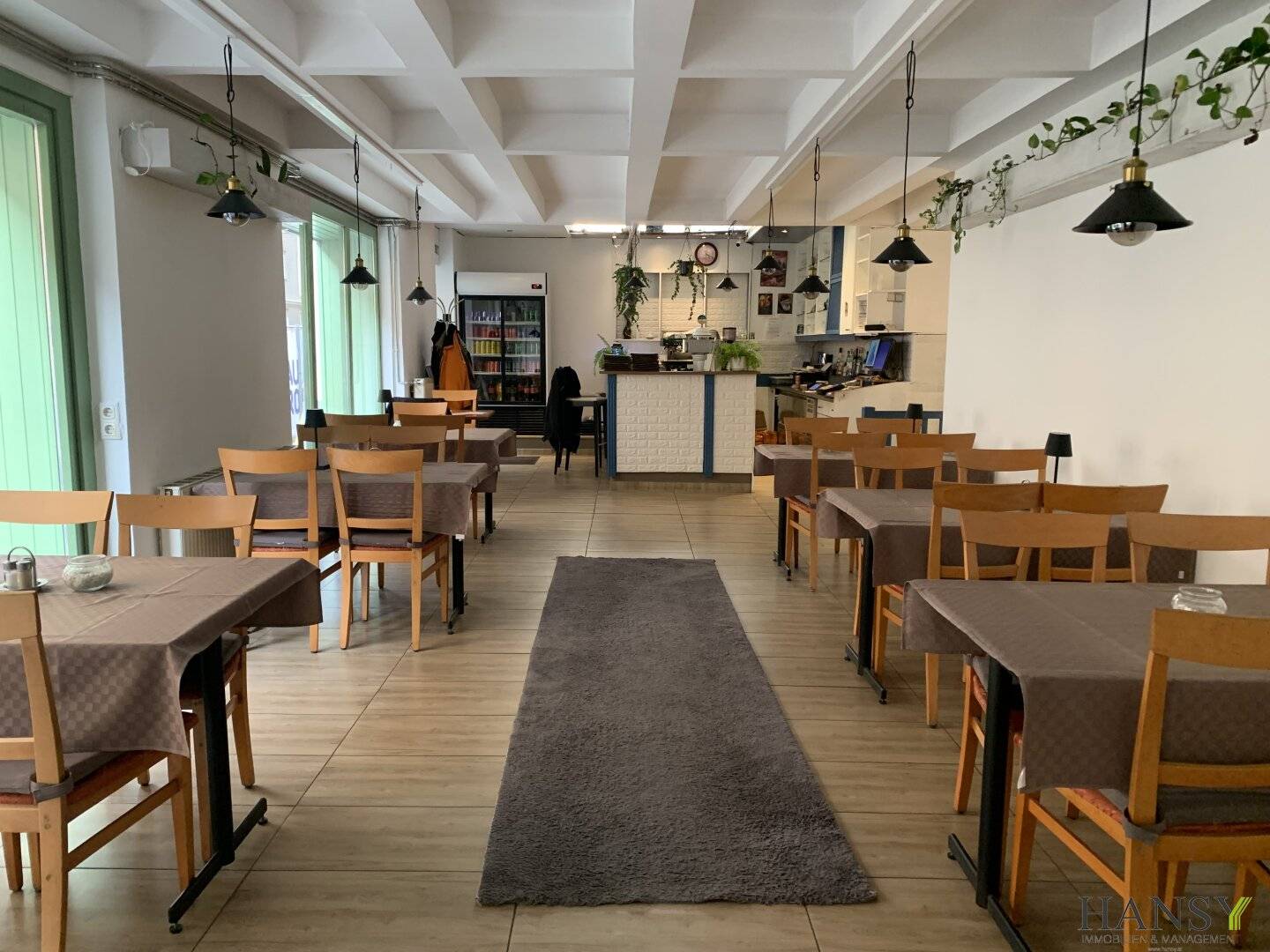 Gastronomie mit Wohnung und Schanigarten im 4. Bezirk