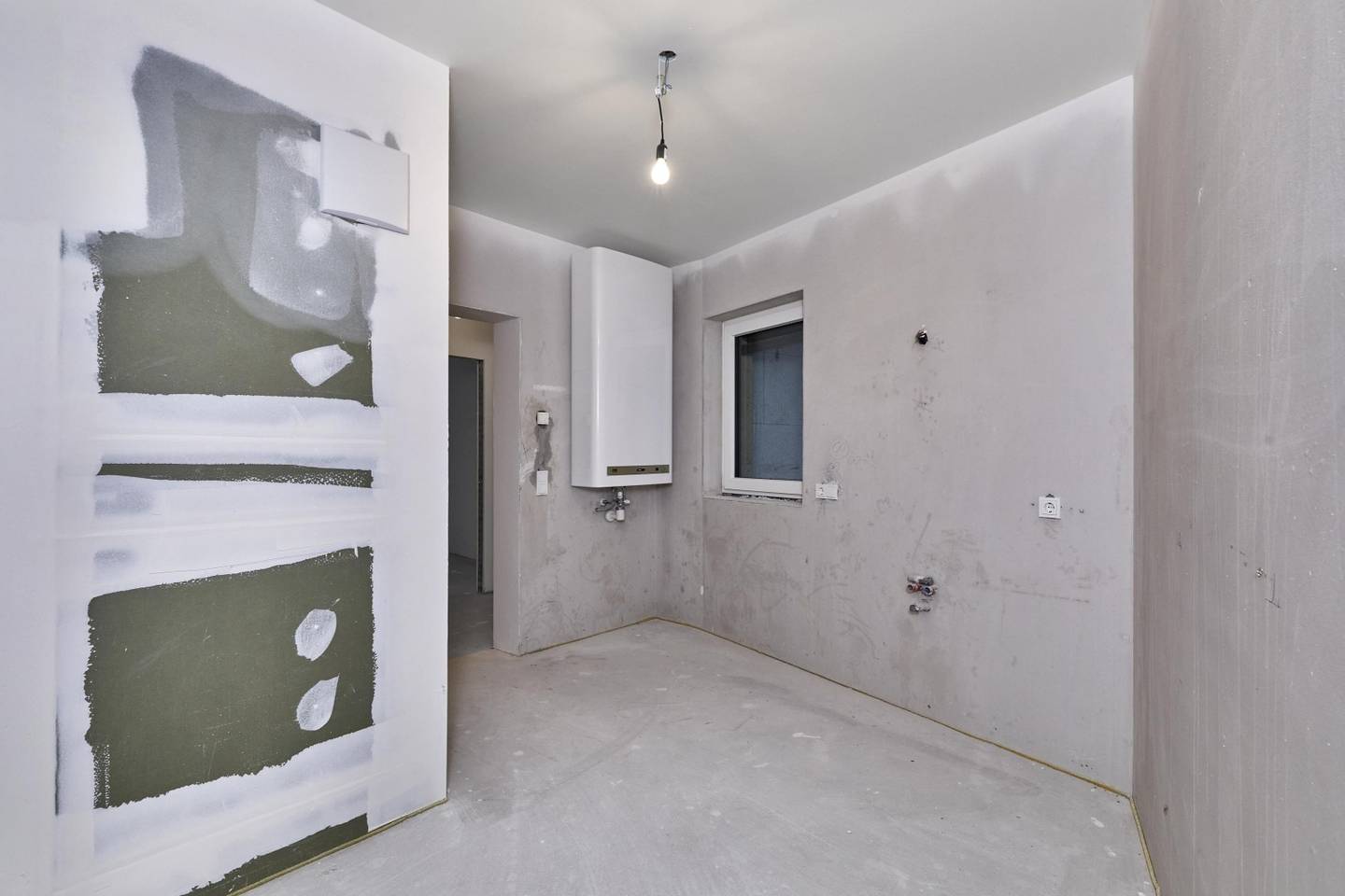 Penthouse in central location with terrace and lift