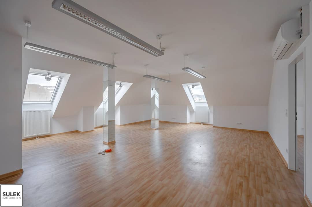 Neubau-Büro im Zentrum von Eisenstadt – klimatisiert, vis-a-vis Kongresszentrum – provisionsfrei - ab sofort verfügbar!