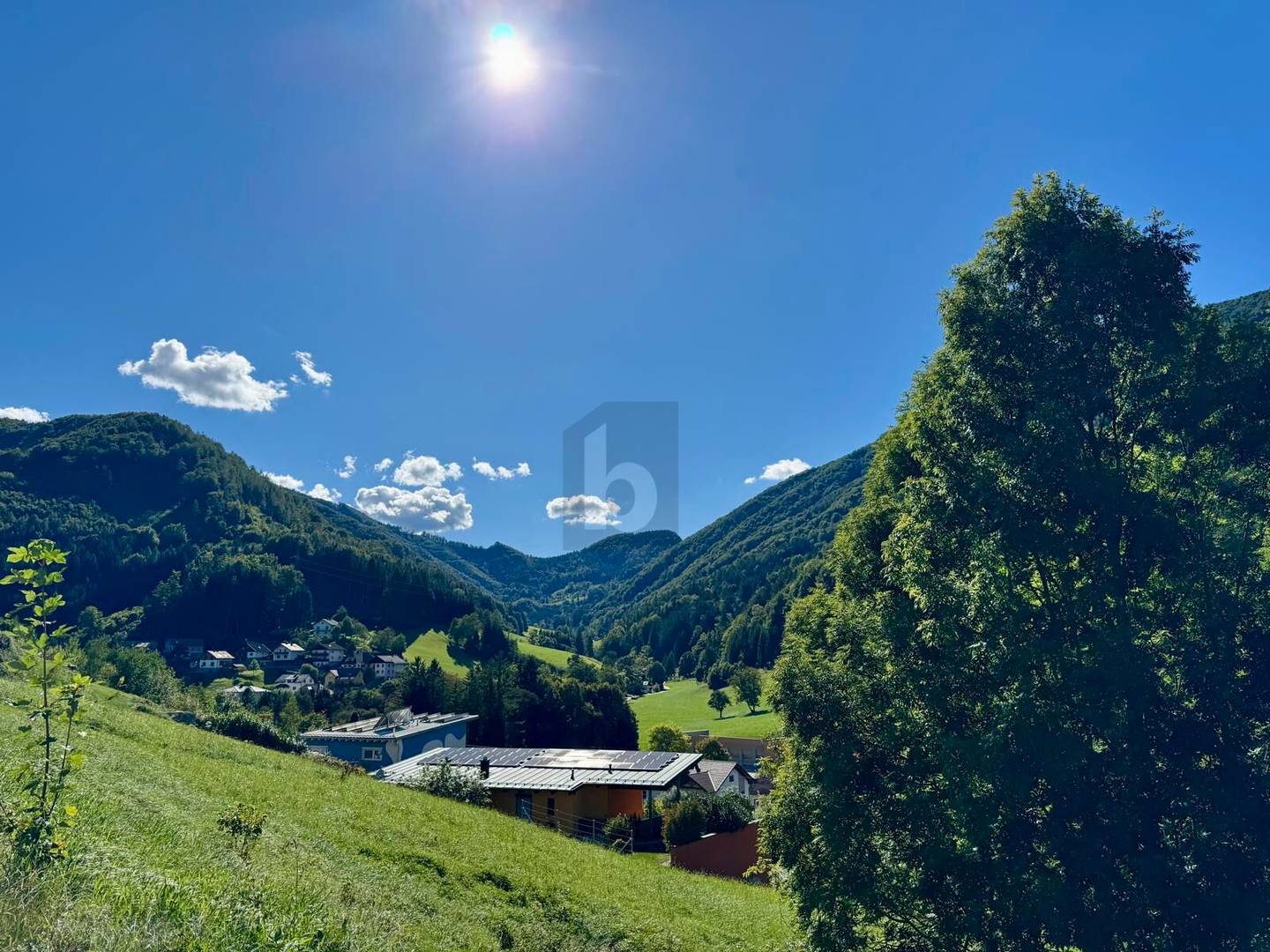 Sonnige ruhige Lage mit Ausblick Wohnung