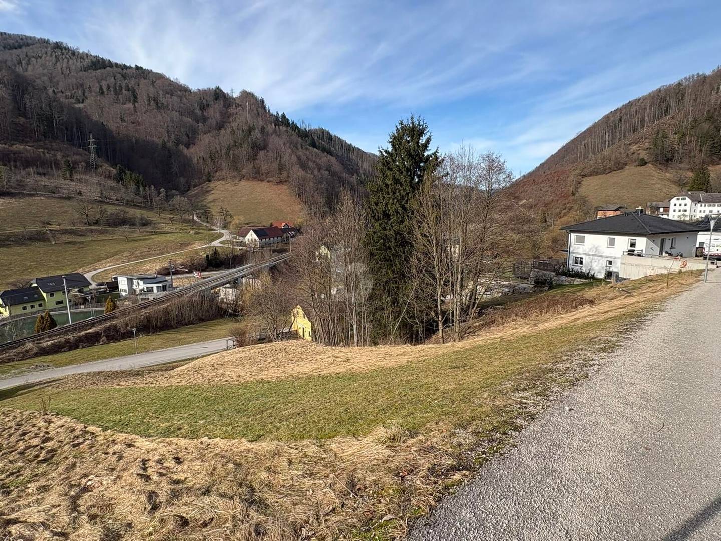 Sonnige ruhige Lage mit Ausblick Wohnung