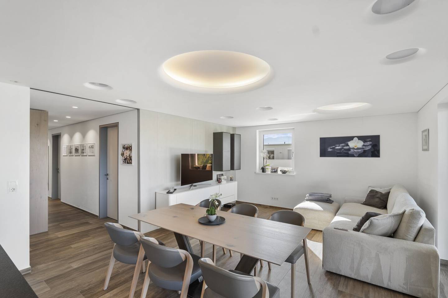 Penthouse Flair with over 100 m² living space and over 90 m² terrace