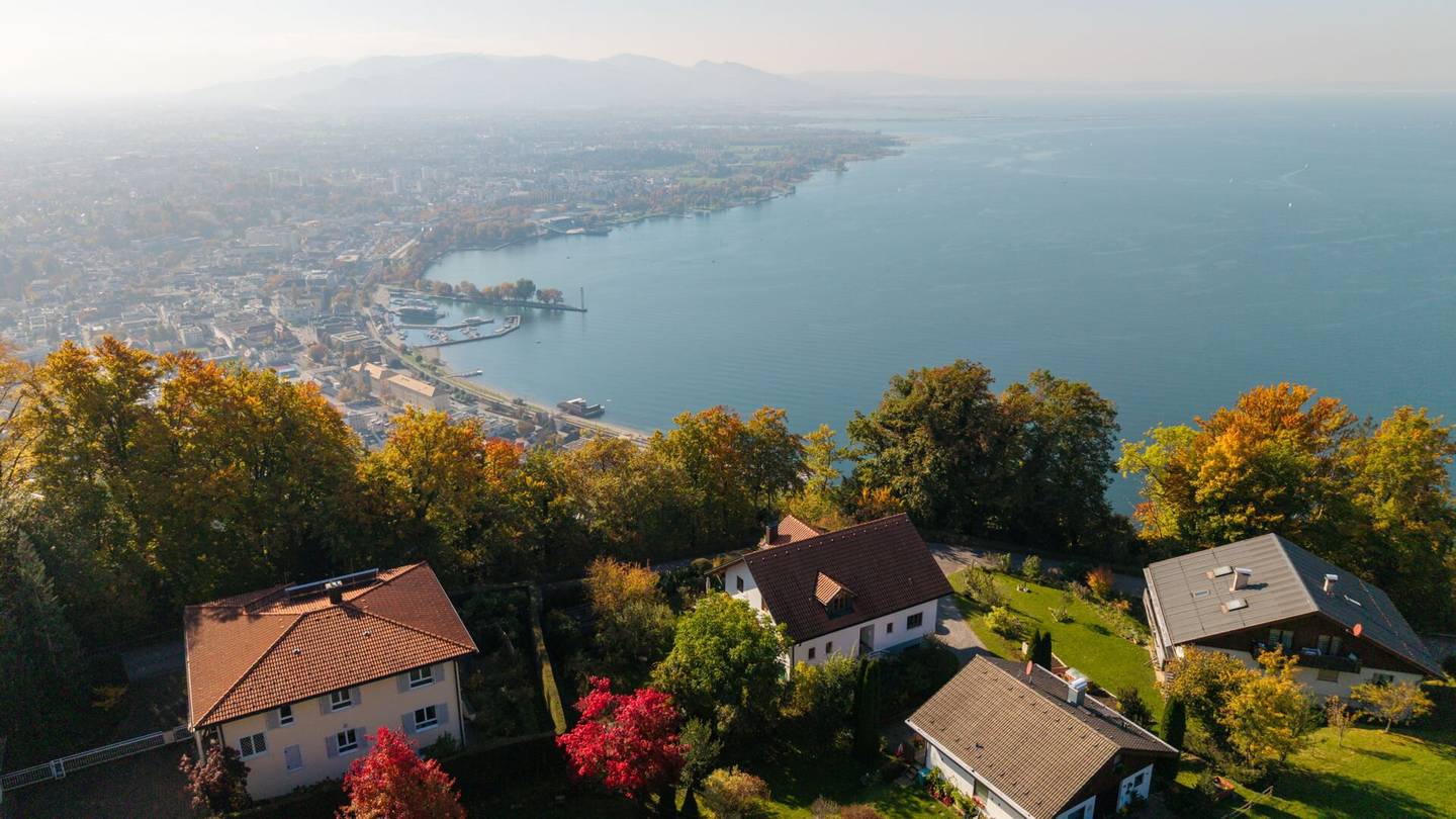 Bodenseeblick: EFH mit Einliegerwohnung