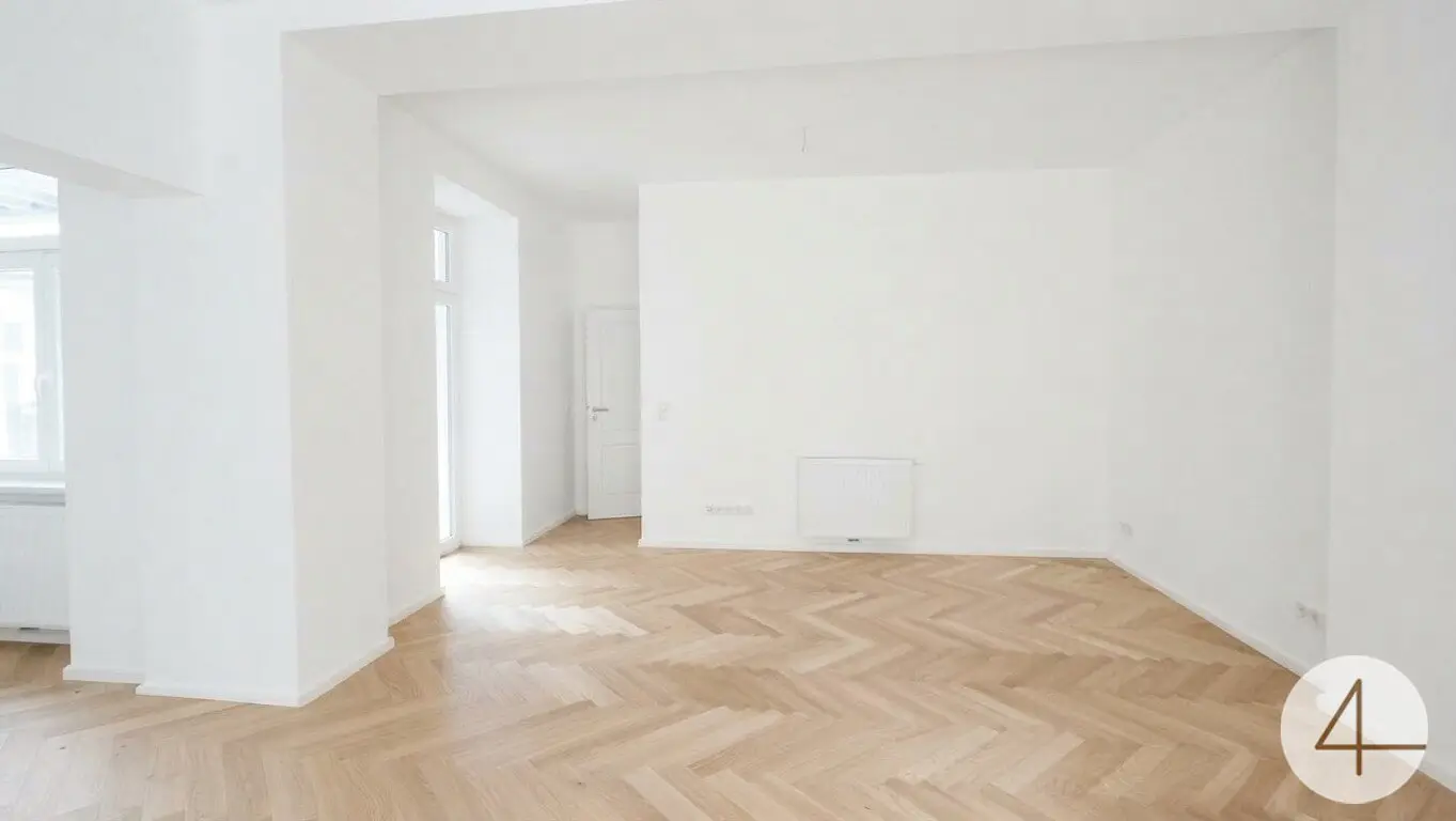 Ground floor unit with courtyard terraces near U1