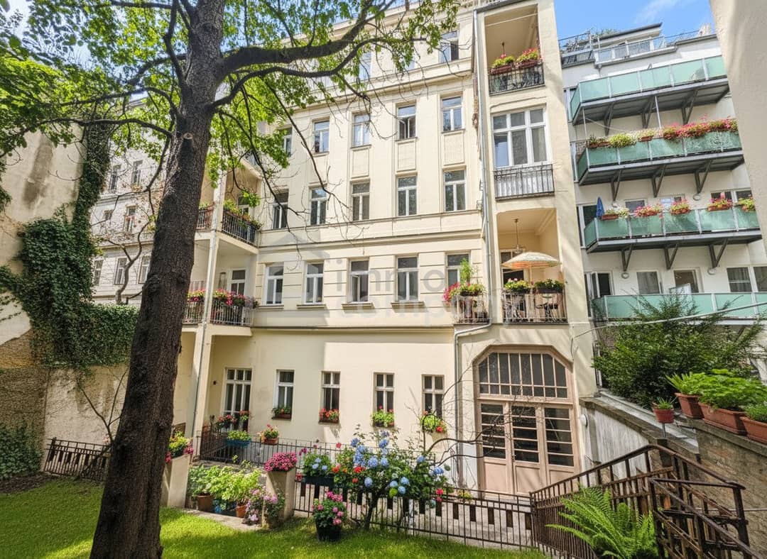 Apartment in quiet courtyard location fully renovated