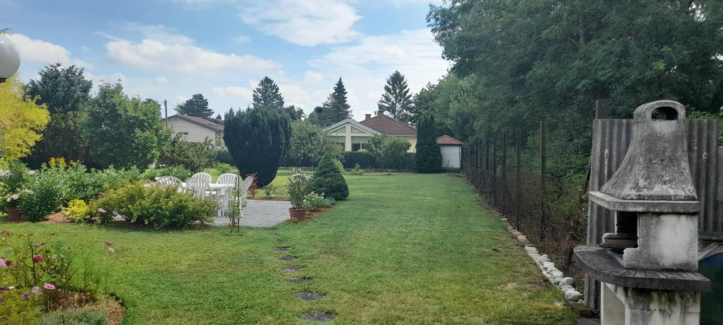 Einfamilienhaus/Bungalow in Blumau (NÖ), 150 m² & großer Garten