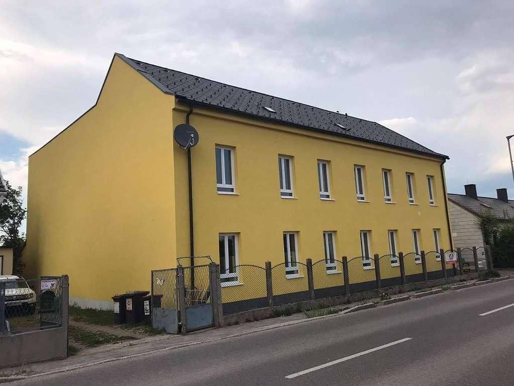 Mietzinshaus in Steinabrückl, Mehrfamilienhaus mit 4 Wohnungen