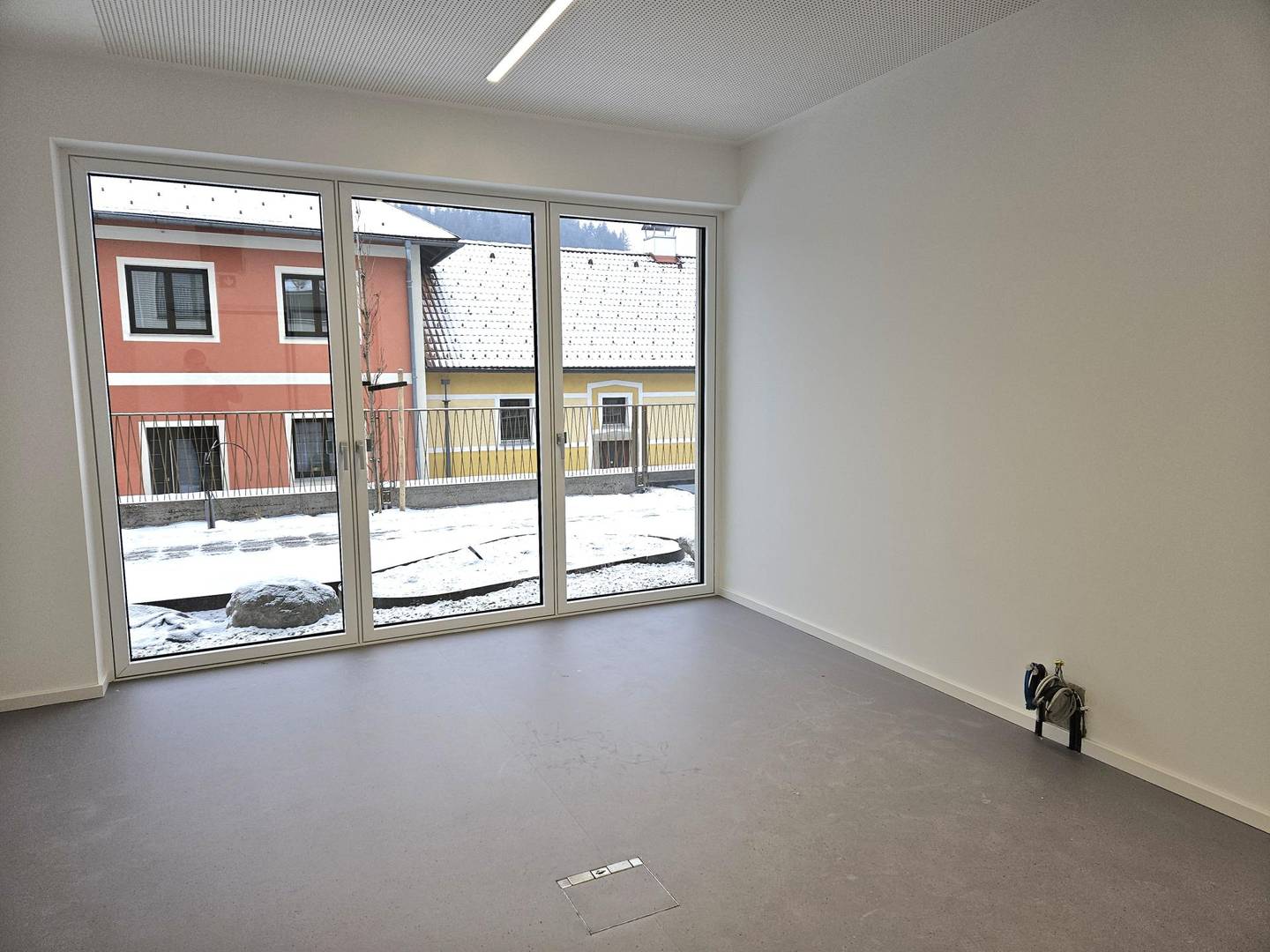 Therapieflächen im Zentrum Schönau – 30,09 m², barrierefrei, zentral