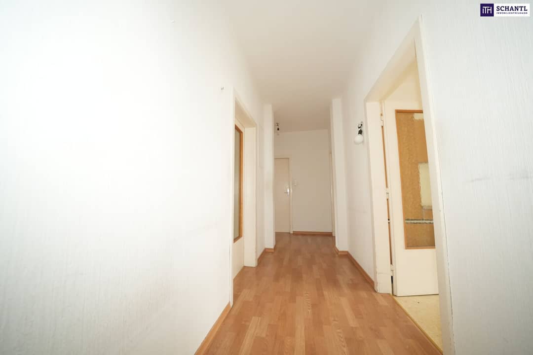 Bright Apartment with Balcony in Central Location