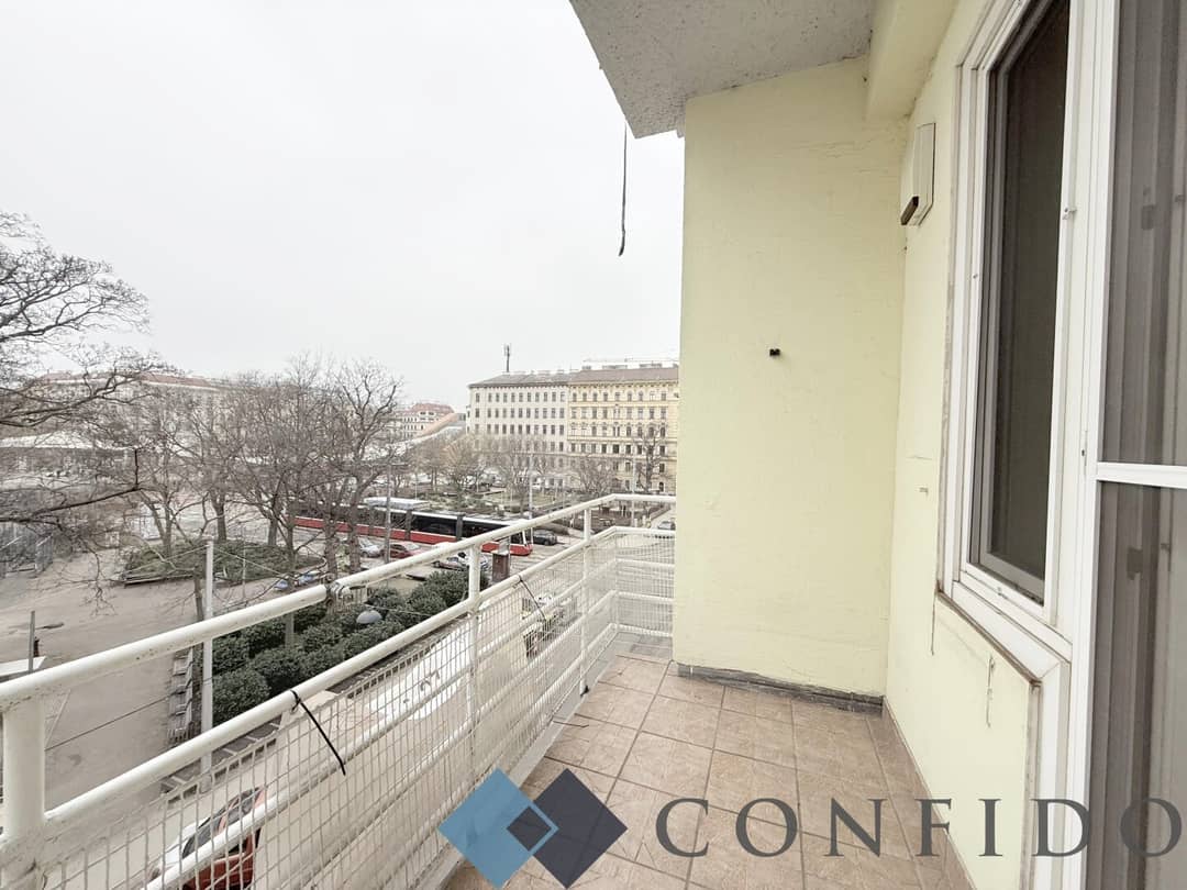 Wohnung dritter Stock Urban Loritz Platz Loggia