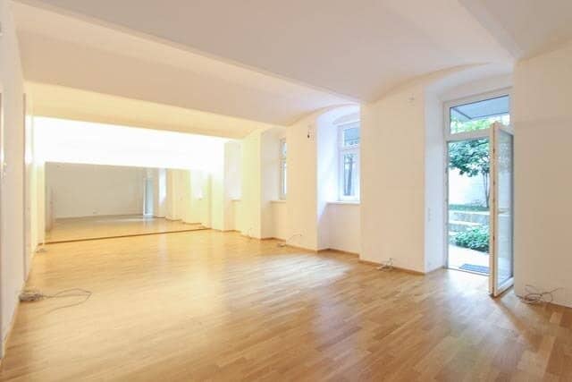 High-quality studio with terrace and garden in Vienna 7th district, Neubau