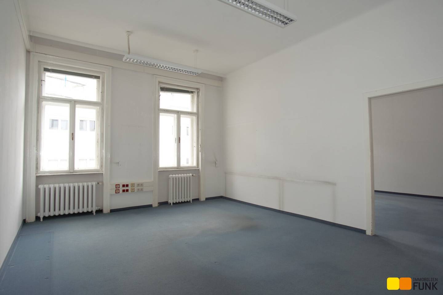 Spacious old building office in a prime inner city location