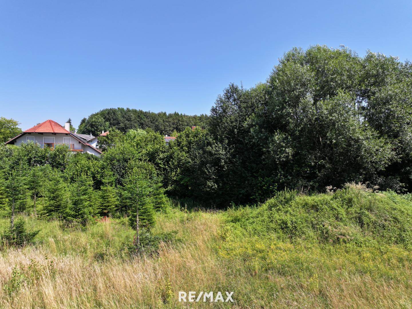 Baugrundstück 1.297 m² in Wels-Roithen