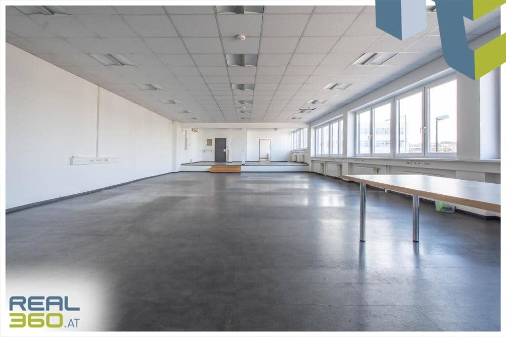 Office space 300 m² on 1st floor, Wels industrial area