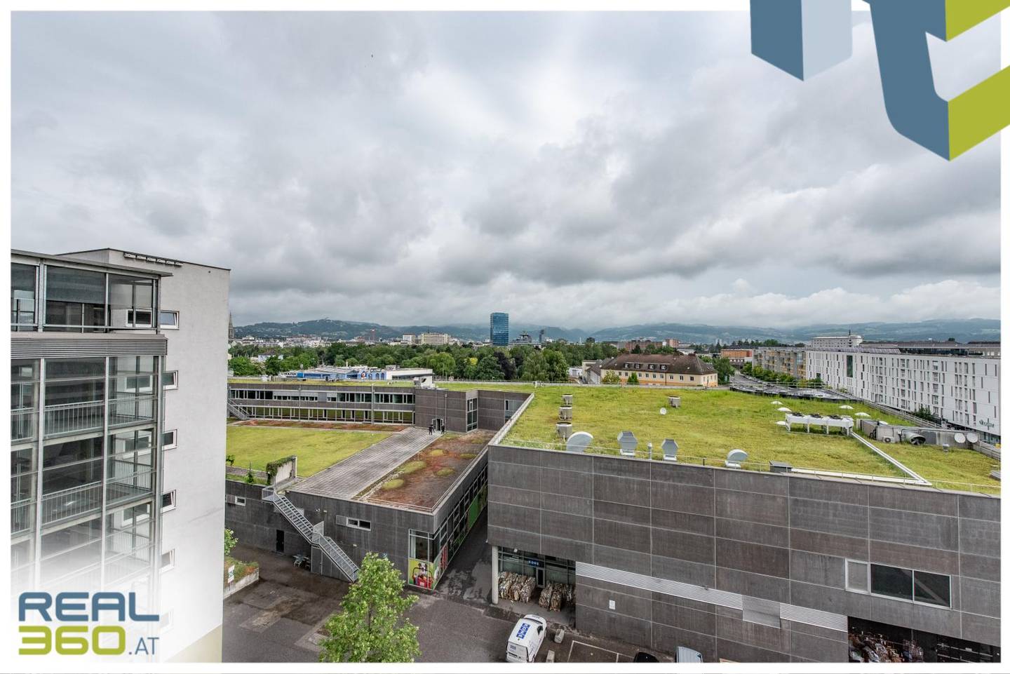 Modern office 273.56 m² City Tower II central inner city location Linz