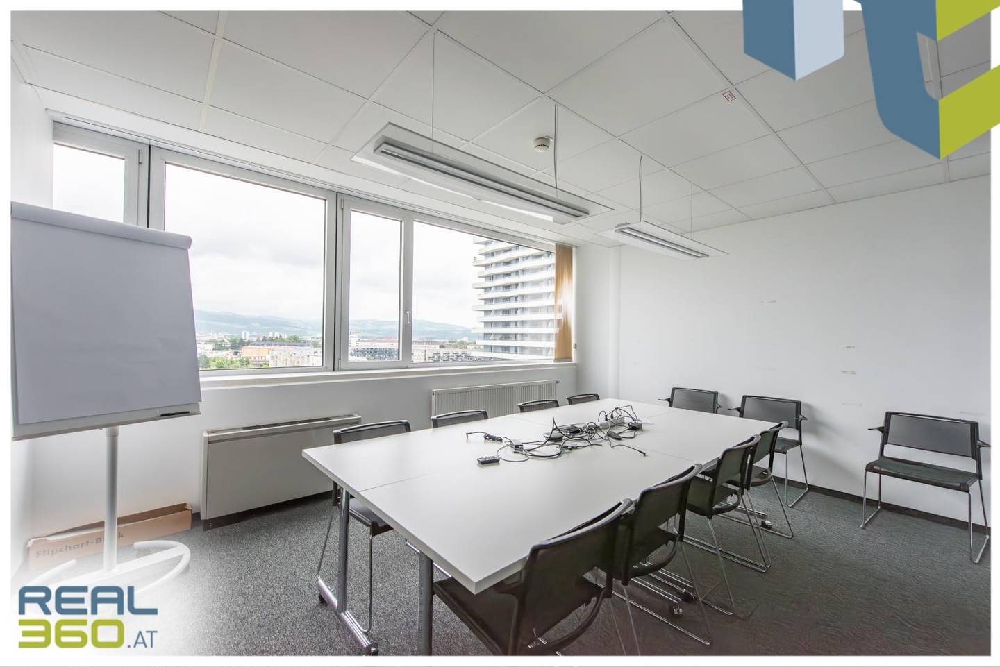 Modern office 273.87 m² City Tower II central city centre location Linz