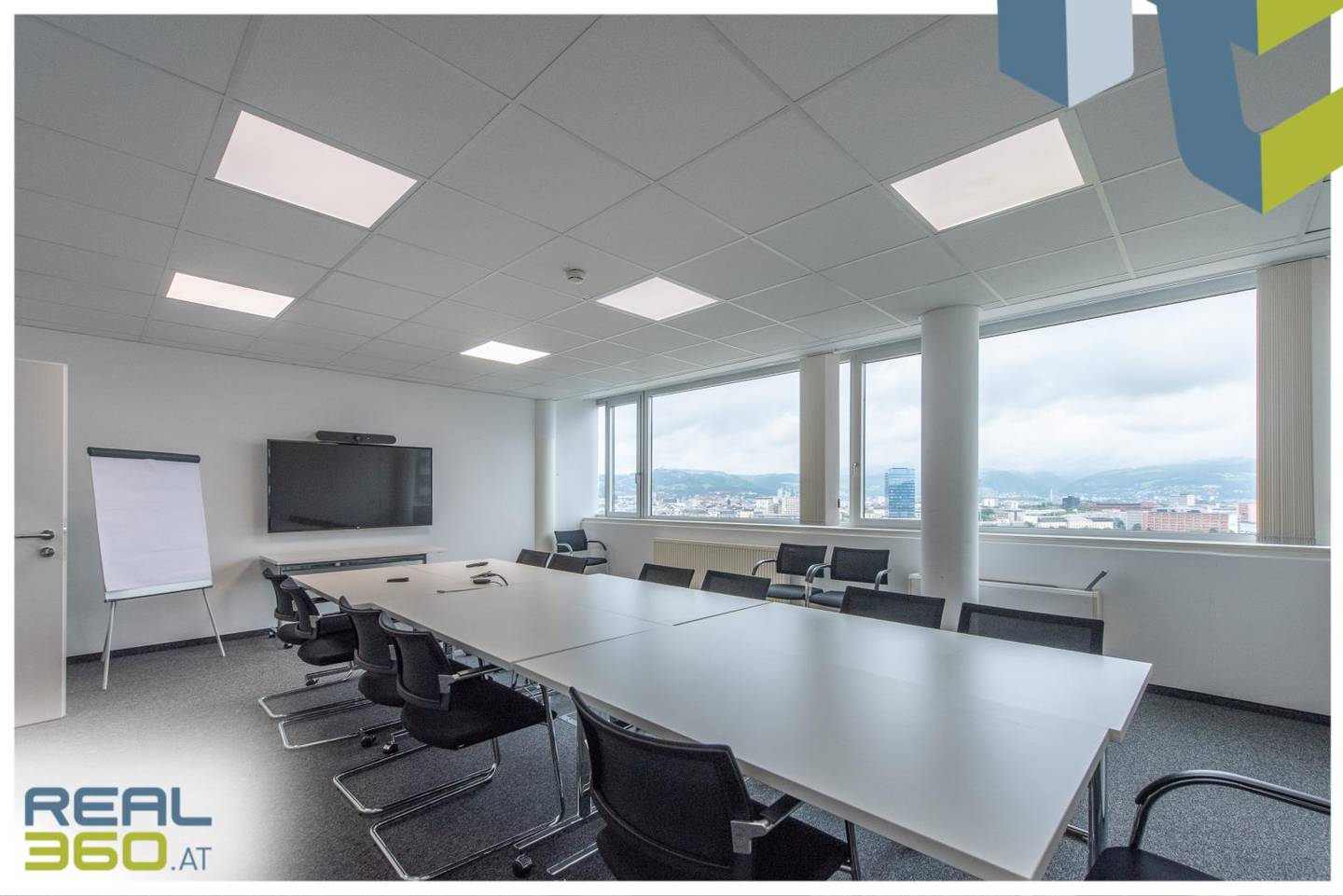 Modern Office 288.91 m² City Tower II Linz City Centre