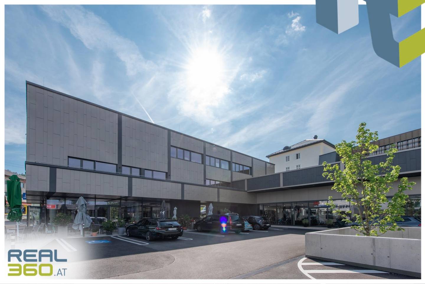 Attractive Office and Commercial Spaces 225 m² in Rohrbach-Berg