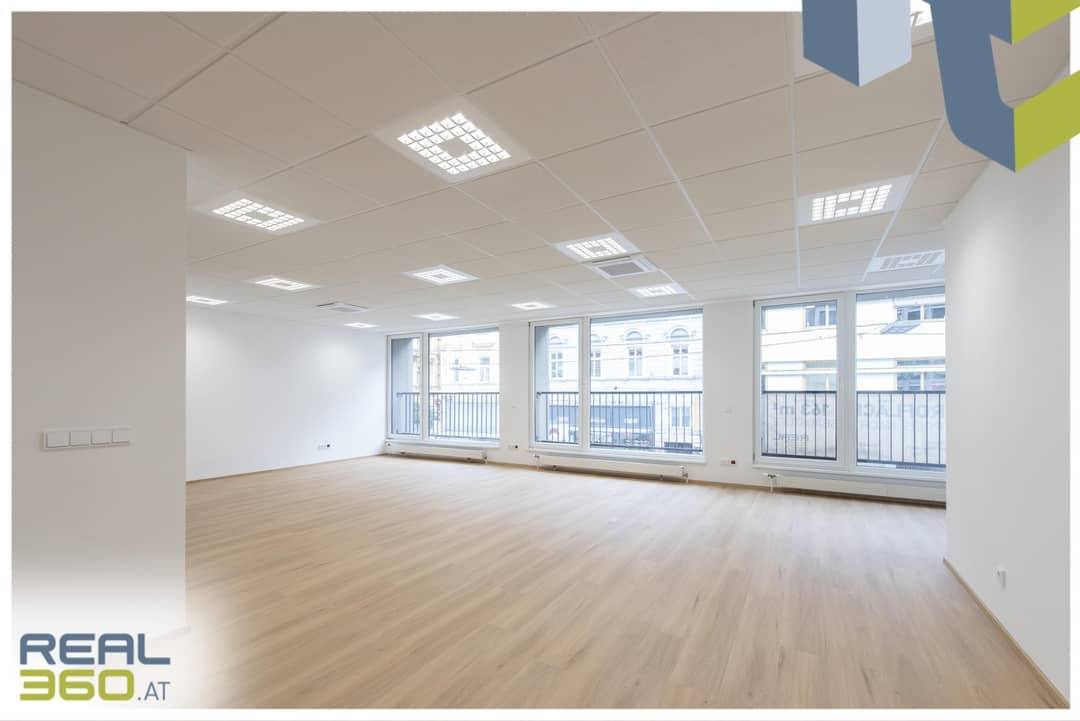 Fully renovated air-conditioned office 94 m² Linz city center with parking