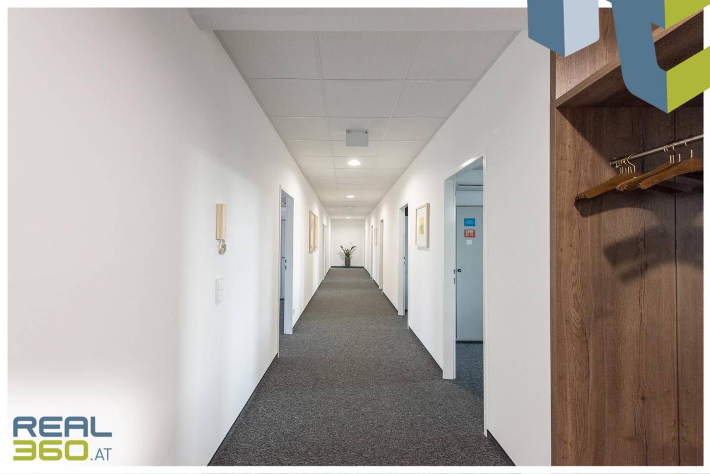 Central Office Space 430 m² on 4th Floor in Linz City Center