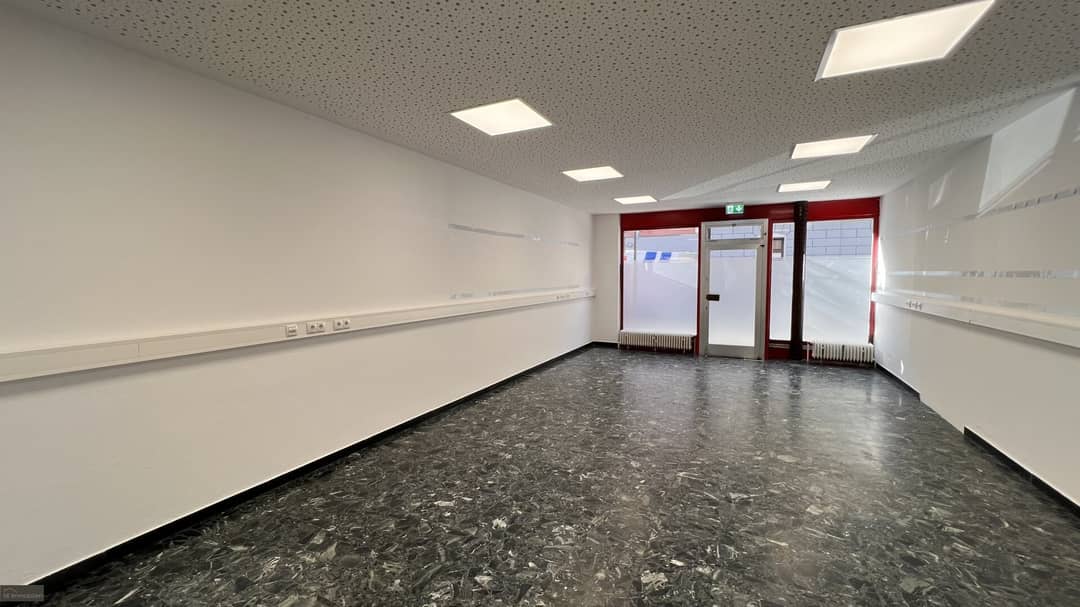 Versatile office/studio/practice space in central location, Innsbruck