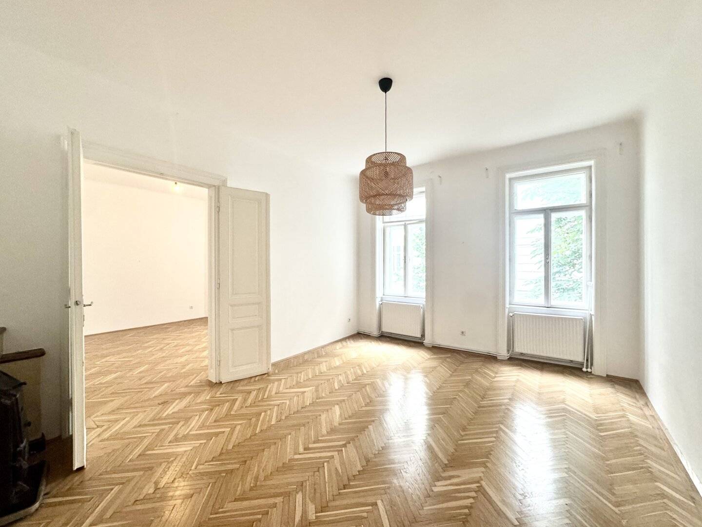 Stilaltbau-Wohnung im Schottenfelder Hof, Wien 1070