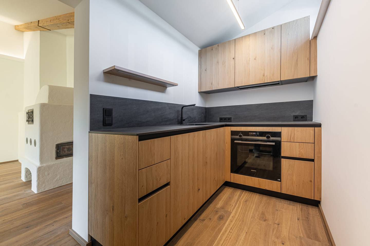 Dachgeschosswohnung sonnige Lage mit Einbauküche