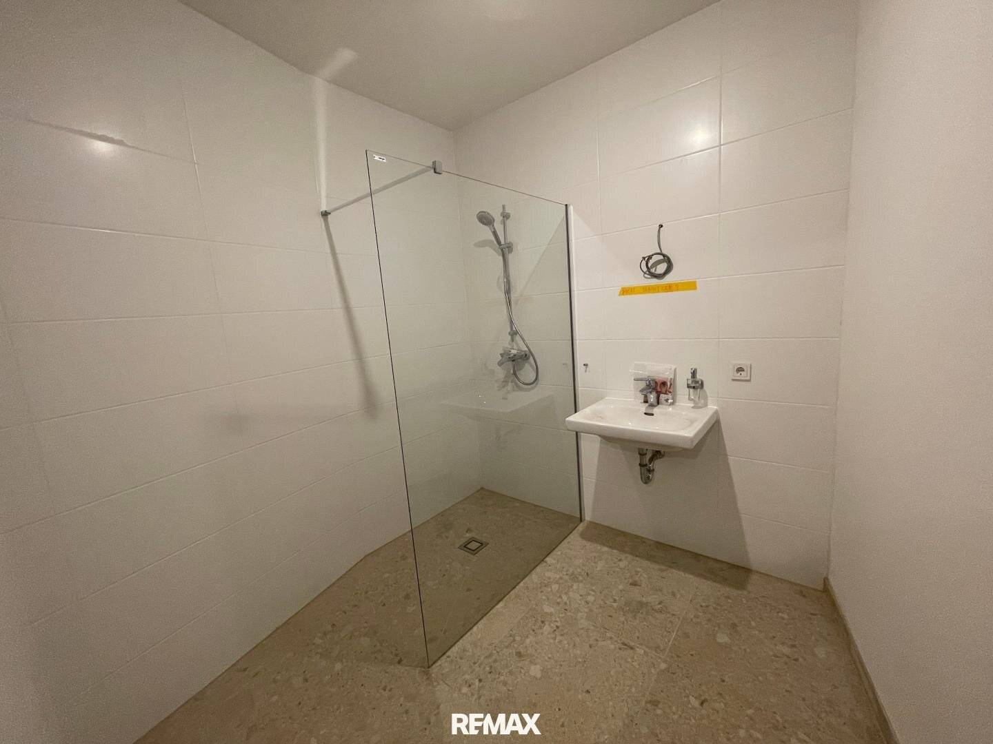 Apartment newly built with terrace and lift