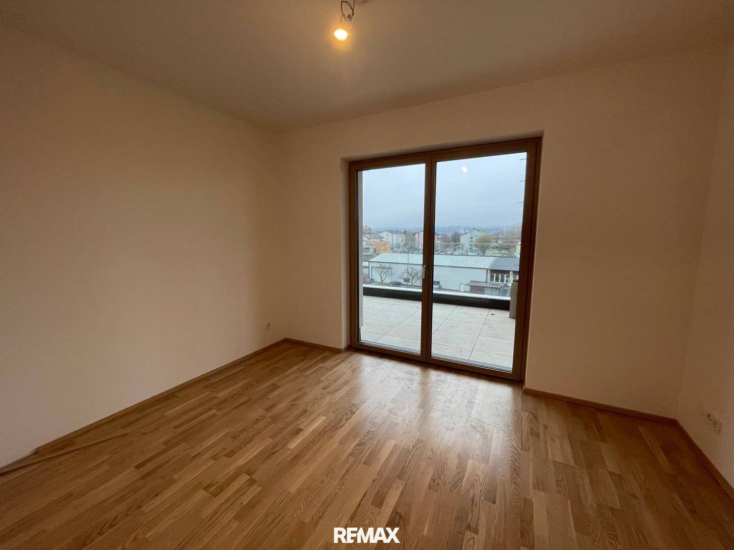 Newly built apartment with terrace and lift first occupancy