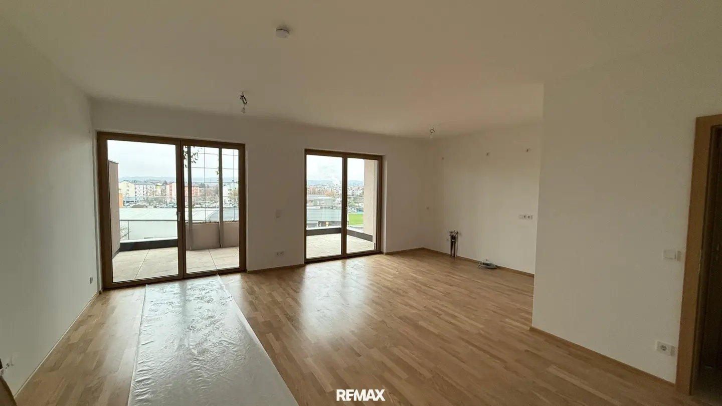 Apartment in the new build with terrace and lift